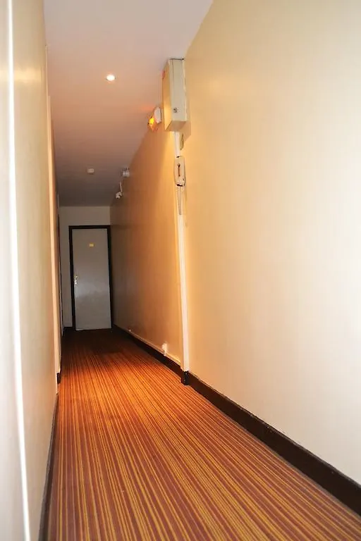 Tamaris Hotel París