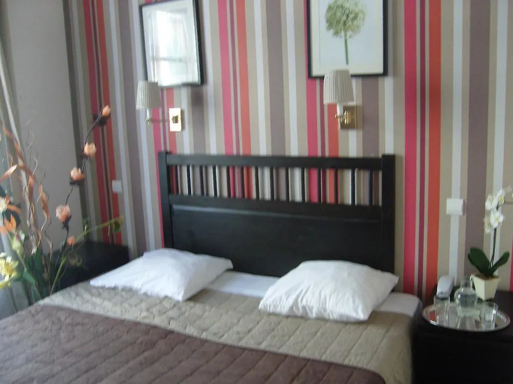 Tamaris Hotel
